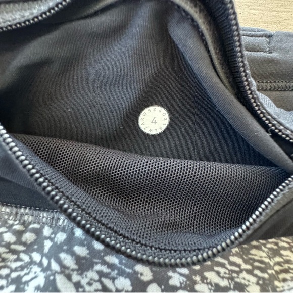 🦊 Lululemon Run Times Short II - Picture 6 of 7